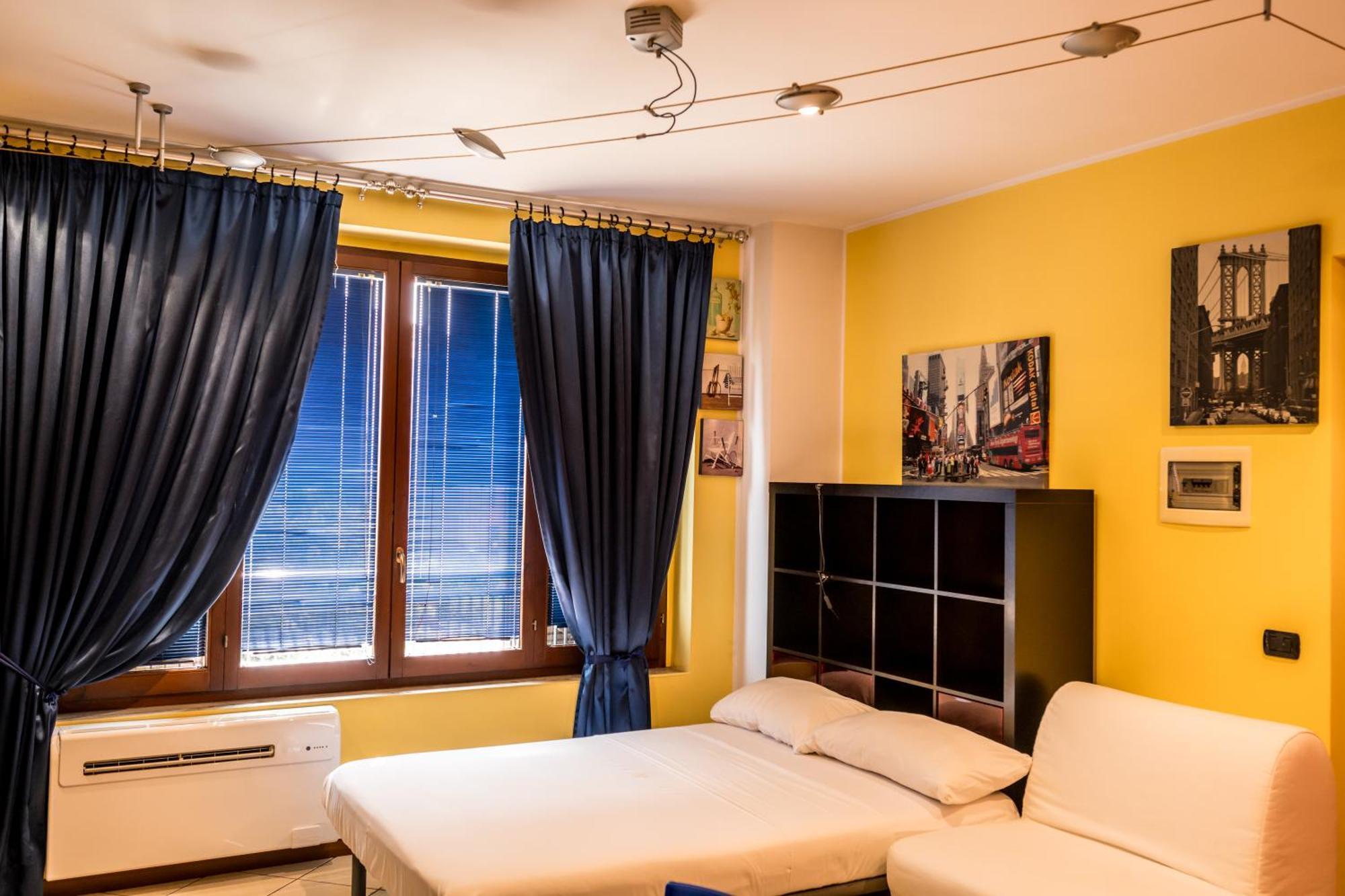 Cozy Suite Rogoredo Apartment Next To The Metro And Train Station Milán Exterior foto