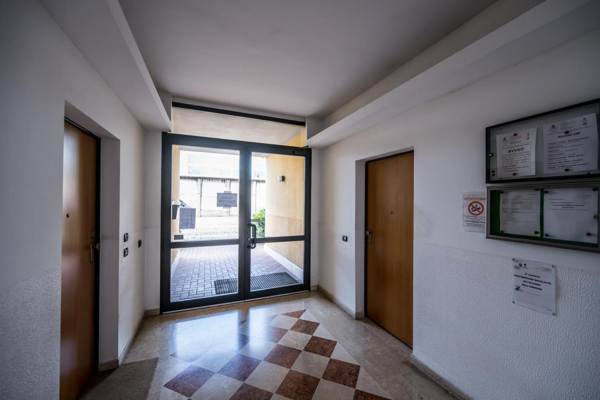 Cozy Suite Rogoredo Apartment Next To The Metro And Train Station Milán Exterior foto