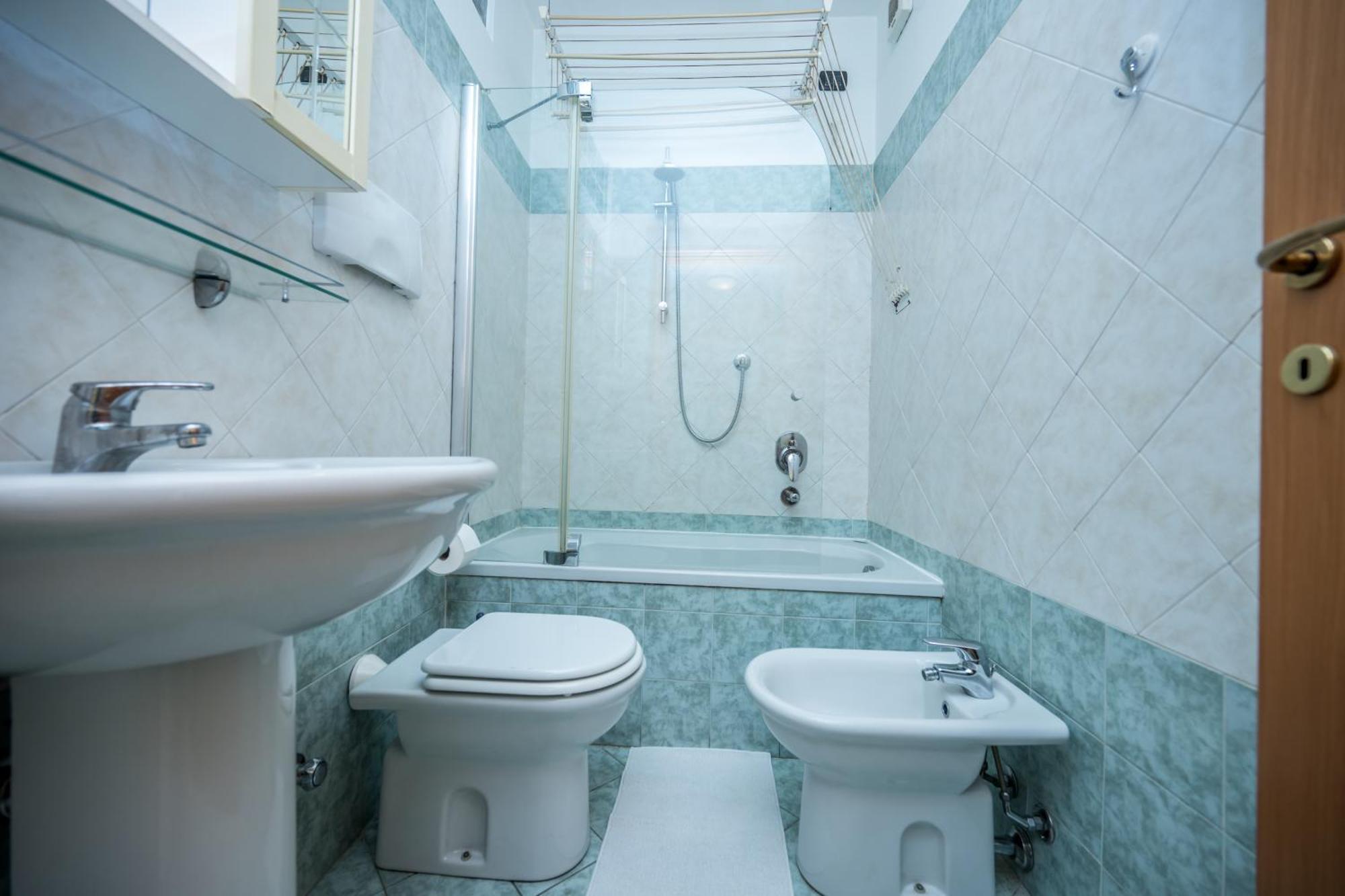 Cozy Suite Rogoredo Apartment Next To The Metro And Train Station Milán Exterior foto