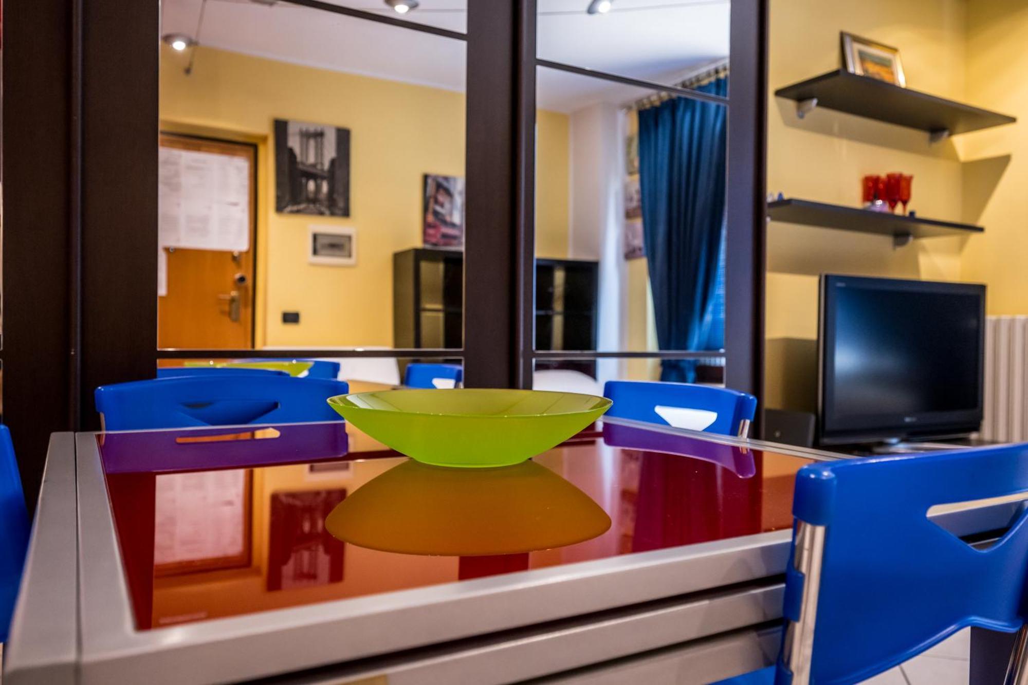 Cozy Suite Rogoredo Apartment Next To The Metro And Train Station Milán Exterior foto